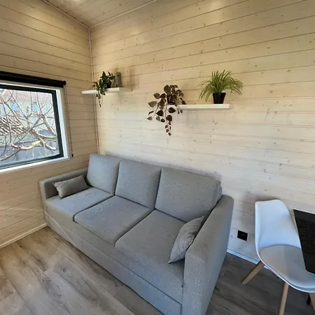 Sublime Tiny House Avec Piscine Et Jacuzzi Prive Pres De Braga Bico