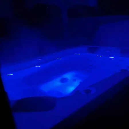 Sublime Tiny House Avec Piscine Et Jacuzzi Prive Pres De Braga *