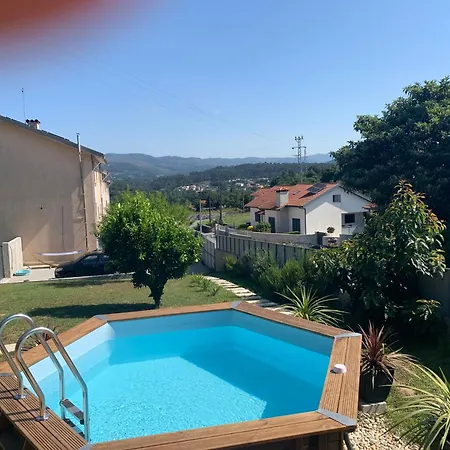 Luxury tent Sublime Tiny House Avec Piscine Et Jacuzzi Prive Pres De Braga Bico