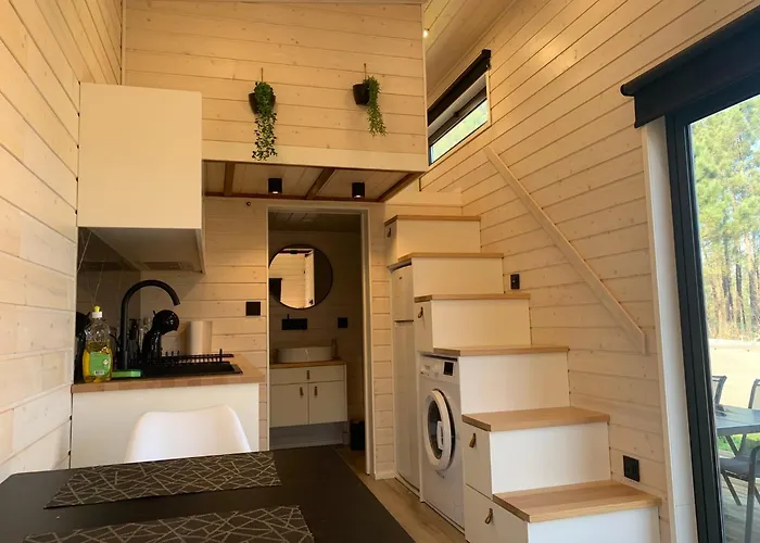Sublime Tiny House Avec Piscine Et Jacuzzi Prive Pres De Braga