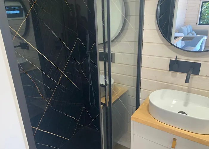 Sublime Tiny House Avec Piscine Et Jacuzzi Prive Pres De Braga Luksusowy namiot